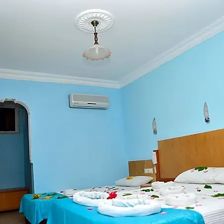 Temple Otel
