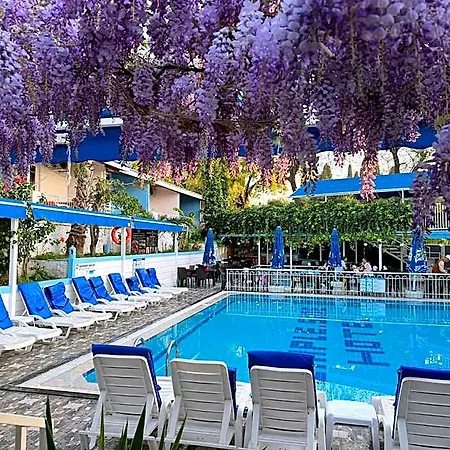 Temple Otel