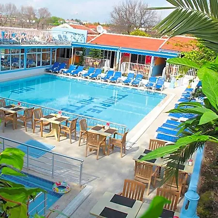 Otel Temple 3*