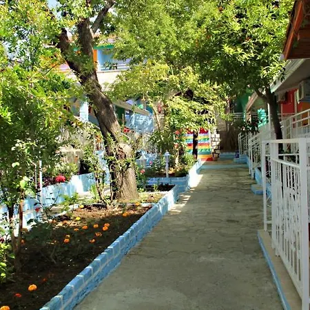 Temple Otel