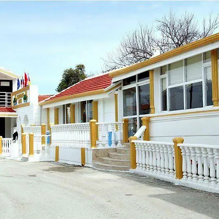 Ξενοδοχείο Temple 3*