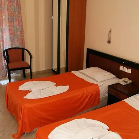 Temple Ξενοδοχείο Σιντέ